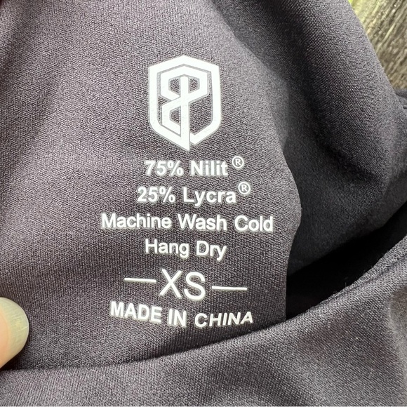 NWT Born Primitive Black Sports Bra XS - Picture 3 of 5